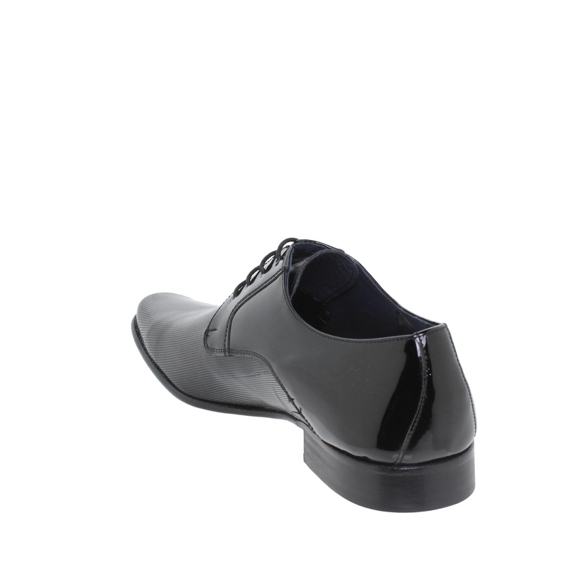 9396/30 · ZAPATO CABALLERO CHAROL