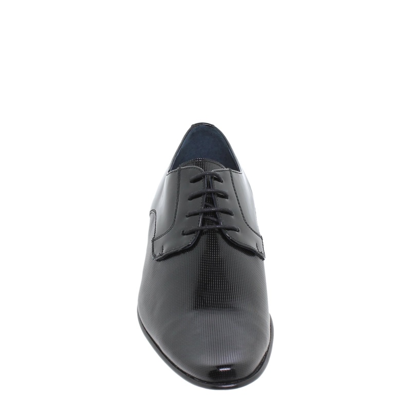 9396/30 · ZAPATO CABALLERO CHAROL