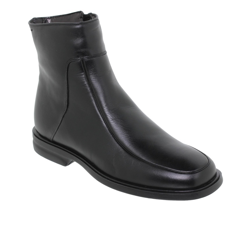 6825/30 · BOTIN CABALLERO PIEL