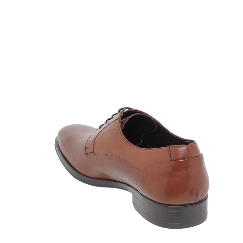 9972/30 · ZAPATO CABALLERO PIEL