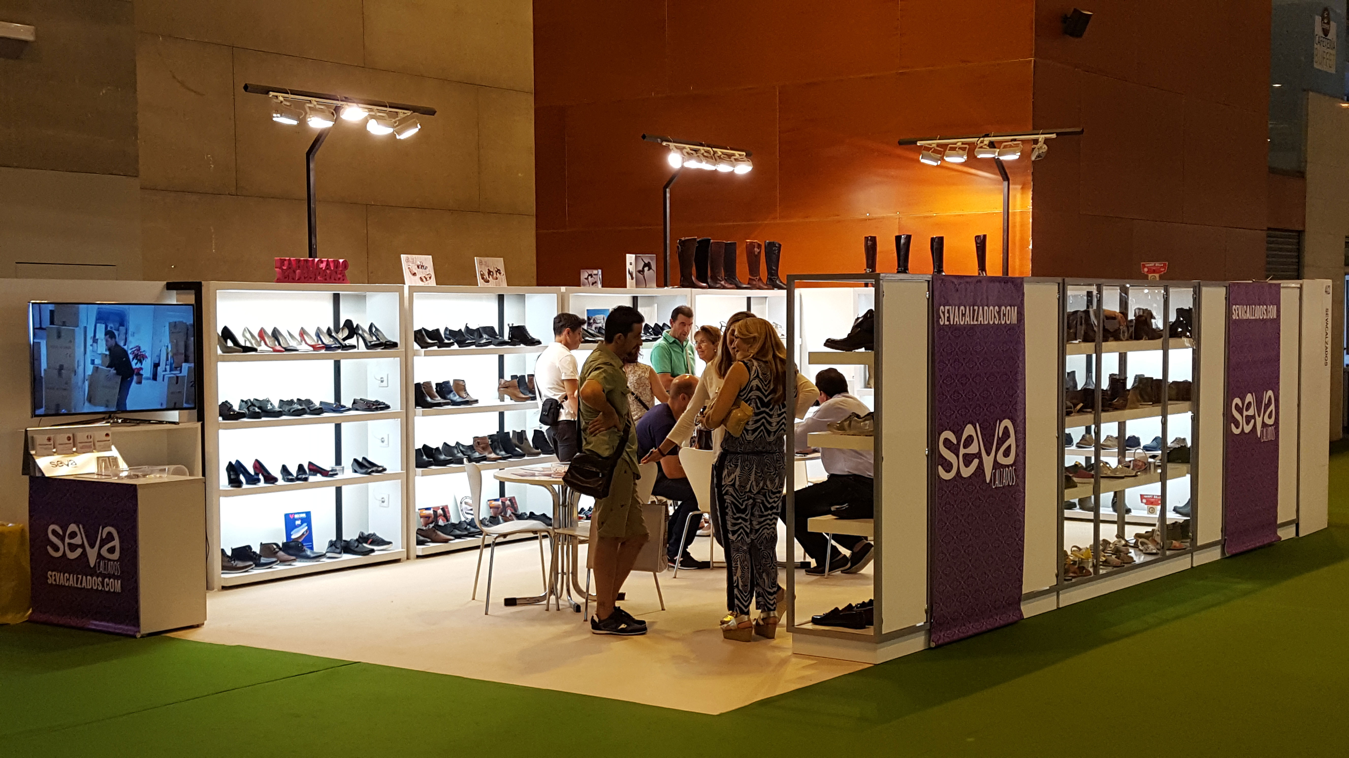 seva-calzados-wholesaler-shoes-stand-madrid-momad-1