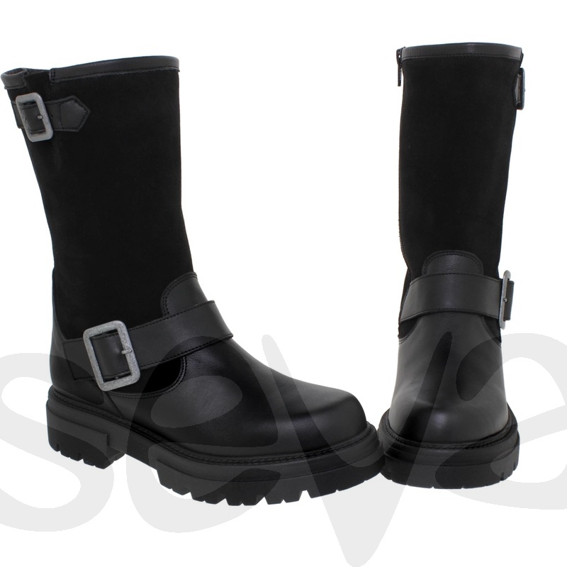 Botas