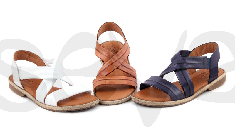 BLUSANDAL              121BLU · SANDAL WOMAN LEATHER